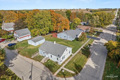 Tiny photo for 2 N Van Buren Street, Newark, IL 60541 (MLS # 12584602)