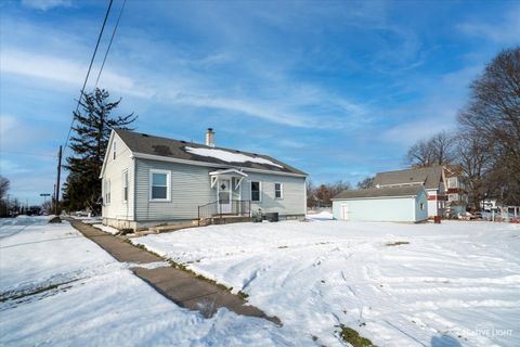 Tiny photo for 2 N Van Buren Street, Newark, IL 60541 (MLS # 12584602)