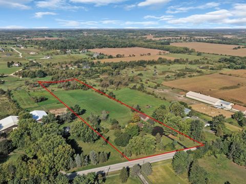 Tiny photo for 3303 Vermont Road, Woodstock, IL 60098 (MLS # 12581384)