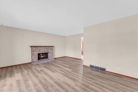Tiny photo for 3303 Vermont Road, Woodstock, IL 60098 (MLS # 12581384)