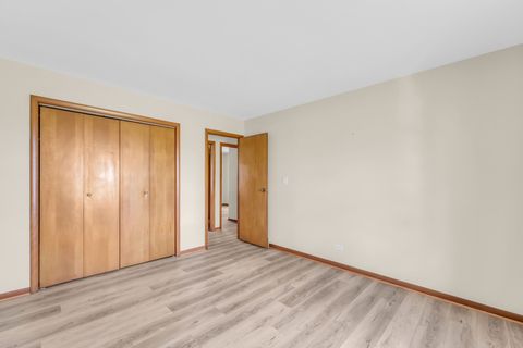 Tiny photo for 3303 Vermont Road, Woodstock, IL 60098 (MLS # 12581384)