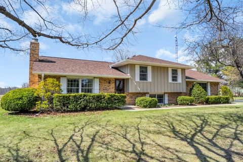 Tiny photo for 3303 Vermont Road, Woodstock, IL 60098 (MLS # 12581384)