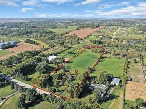 Tiny photo for 3303 Vermont Road, Woodstock, IL 60098 (MLS # 12581384)