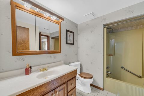 Tiny photo for 3303 Vermont Road, Woodstock, IL 60098 (MLS # 12581384)