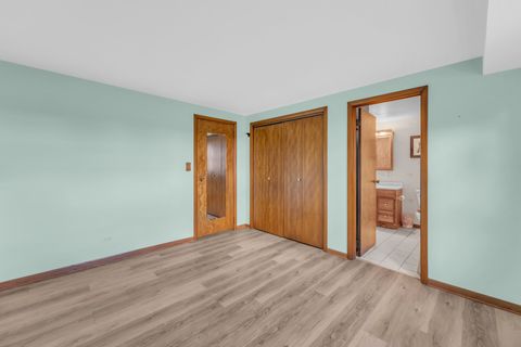 Tiny photo for 3303 Vermont Road, Woodstock, IL 60098 (MLS # 12581384)