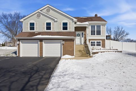 Photo of 396 Nantucket Court, Bartlett, IL 60103 (MLS # 12565547)