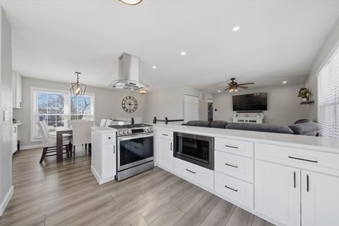 Tiny photo for 396 Nantucket Court, Bartlett, IL 60103 (MLS # 12565547)