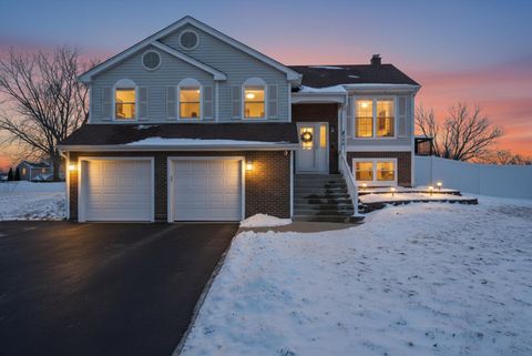 Tiny photo for 396 Nantucket Court, Bartlett, IL 60103 (MLS # 12565547)