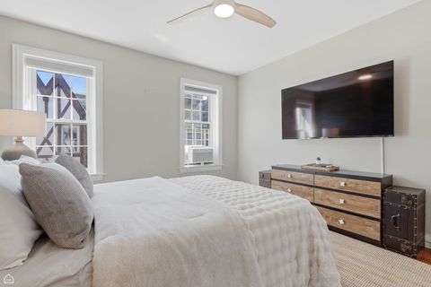 Tiny photo for 2331 W Farwell Avenue #3N, Chicago, IL 60645 (MLS # 12612546)