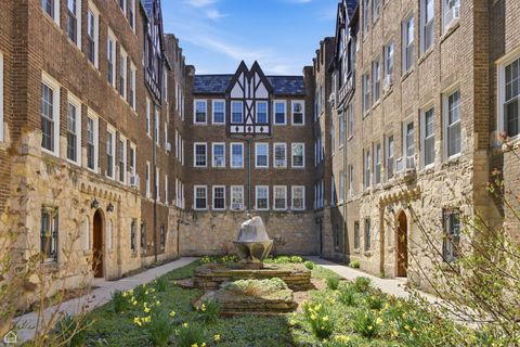 Tiny photo for 2331 W Farwell Avenue #3N, Chicago, IL 60645 (MLS # 12612546)