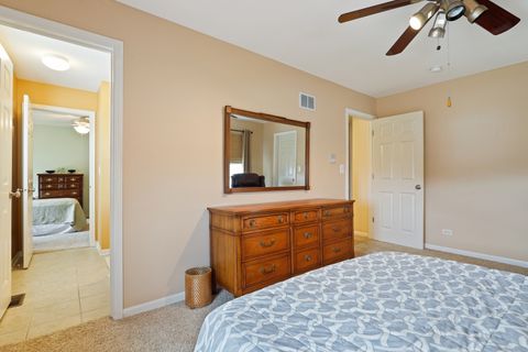 Tiny photo for 521 Litchfield Way, Oswego, IL 60543 (MLS # 12490063)