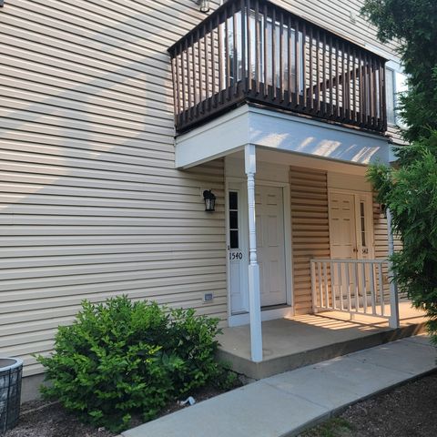 Tiny photo for 1540 Hickory Road #1540, Woodstock, IL 60098 (MLS # 12538518)