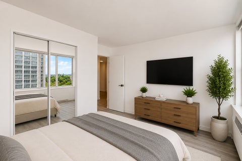 Tiny photo for 4250 N Marine Drive #807, Chicago, IL 60613 (MLS # 12726056)