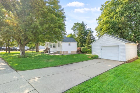 Tiny photo for 100 Burlington Street, Somonauk, IL 60552 (MLS # 12731327)