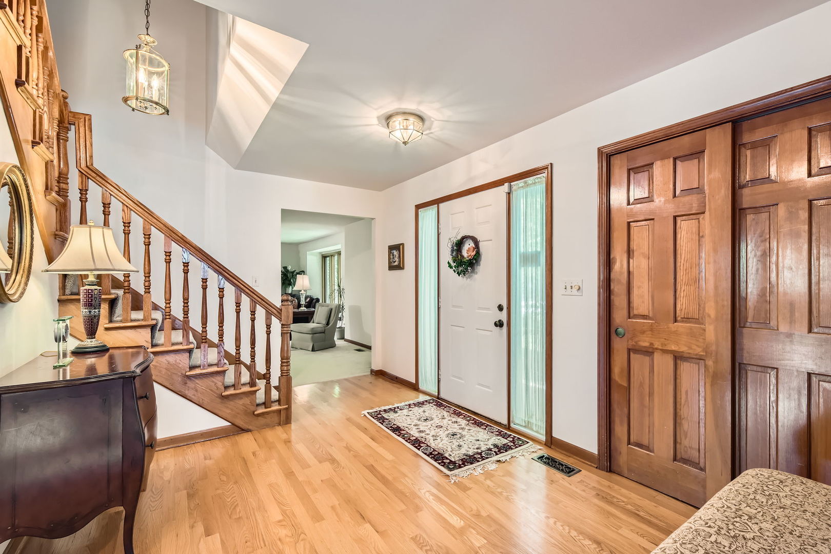 3825 Charlemagne Drive
