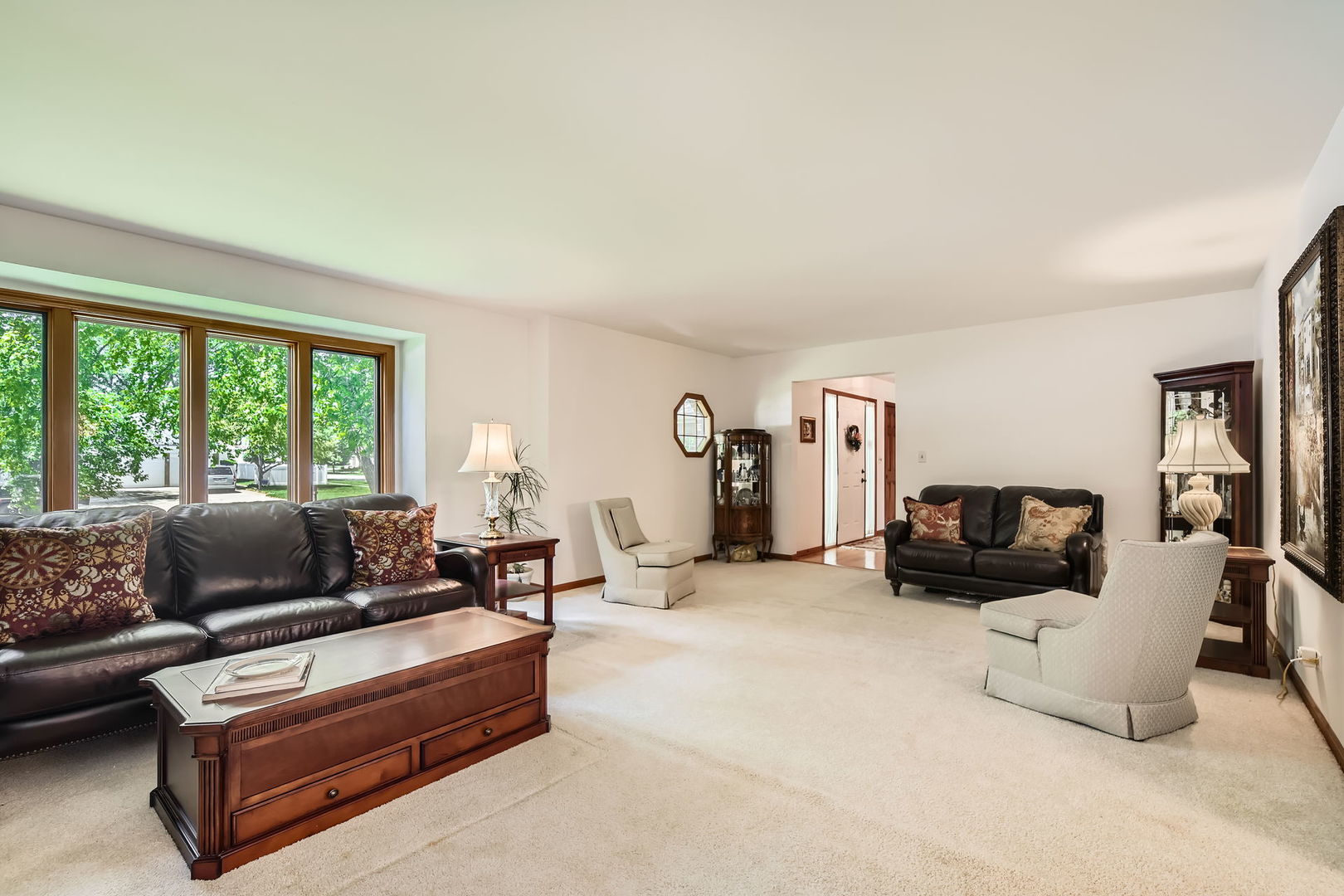 3825 Charlemagne Drive