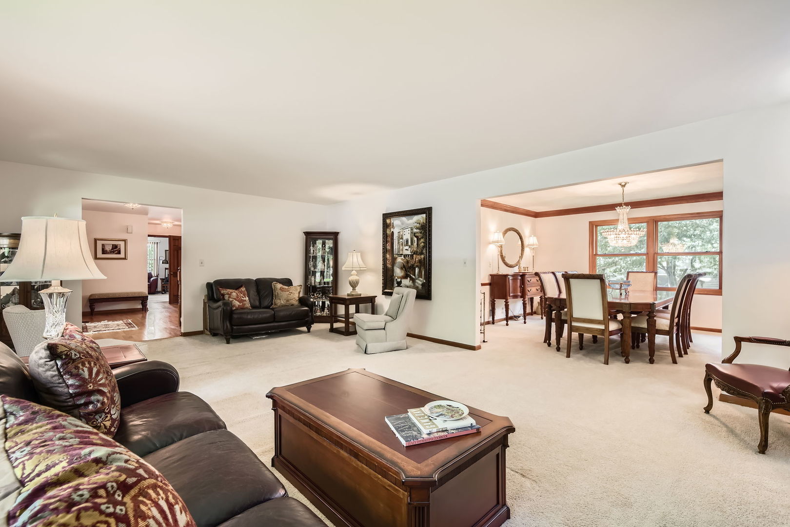 3825 Charlemagne Drive