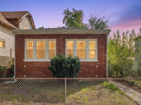 Photo of 10721 S Prairie Avenue, Chicago, IL 60628 (MLS # 12761644)