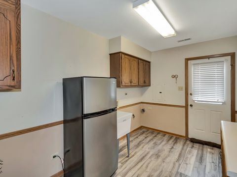 Tiny photo for 10642 Melissa Drive #105, Orland Park, IL 60467 (MLS # 12580288)