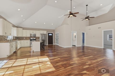 Tiny photo for 417 Thornton Street, Lockport, IL 60441 (MLS # 12572509)