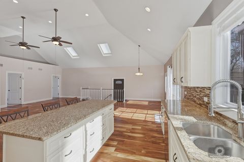 Tiny photo for 417 Thornton Street, Lockport, IL 60441 (MLS # 12572509)