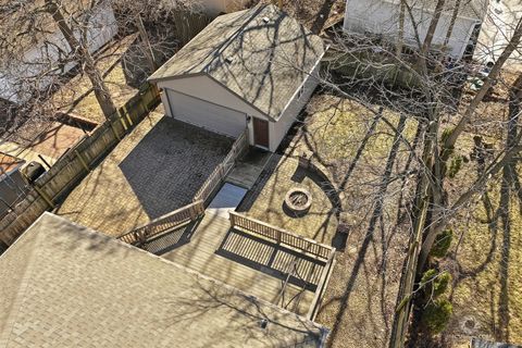 Tiny photo for 417 Thornton Street, Lockport, IL 60441 (MLS # 12572509)