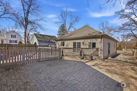 Tiny photo for 417 Thornton Street, Lockport, IL 60441 (MLS # 12572509)