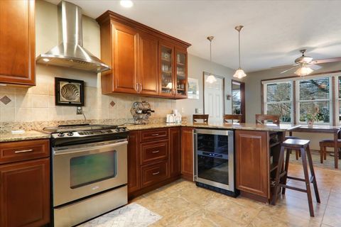 Tiny photo for 2215 Woodfield Road, Bloomington, IL 61704 (MLS # 12546394)