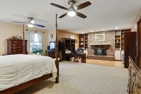 Tiny photo for 2215 Woodfield Road, Bloomington, IL 61704 (MLS # 12546394)