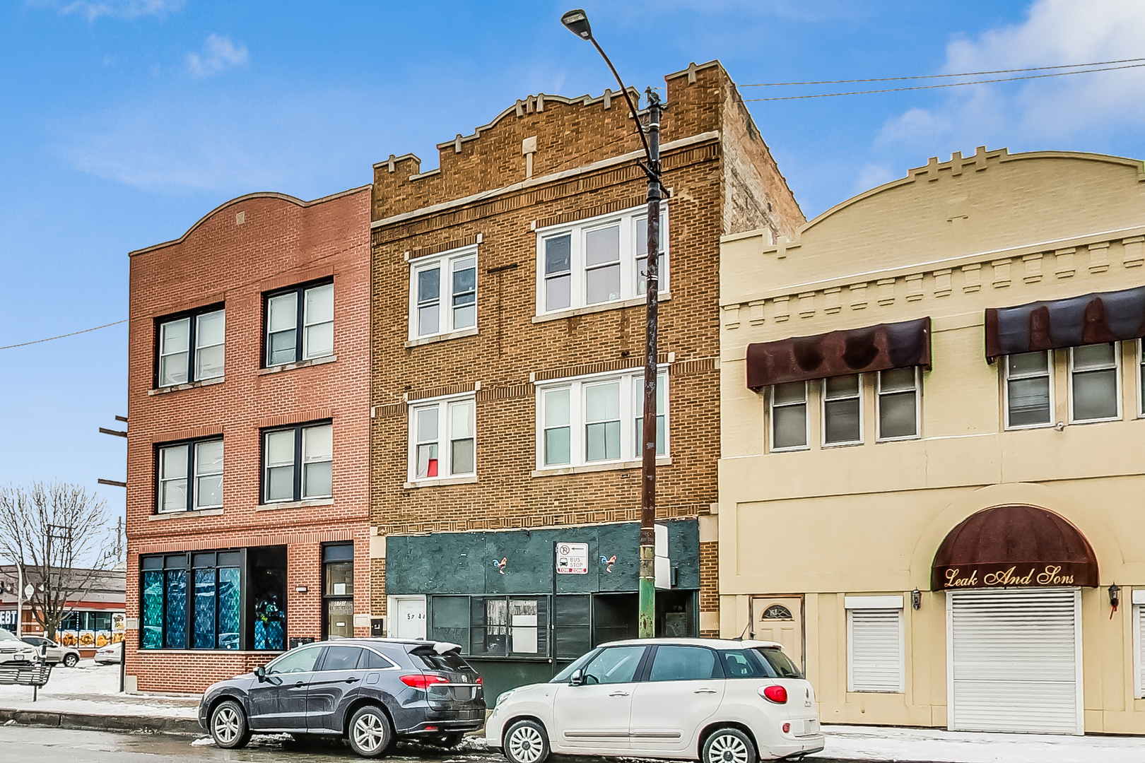 5748 W North Avenue