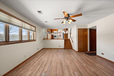 Tiny photo for 15755 Ridgeland Avenue, Oak Forest, IL 60452 (MLS # 12532820)