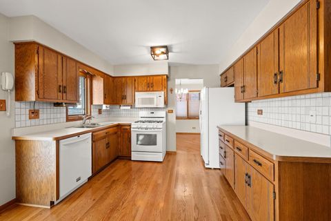 Tiny photo for 15755 Ridgeland Avenue, Oak Forest, IL 60452 (MLS # 12532820)