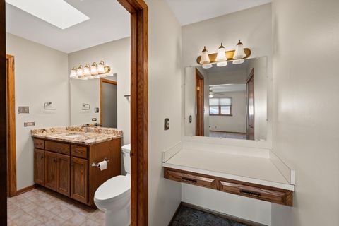 Tiny photo for 15755 Ridgeland Avenue, Oak Forest, IL 60452 (MLS # 12532820)