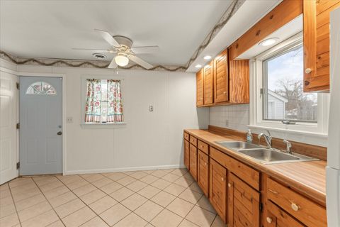 Tiny photo for 804 E Michigan Avenue, Urbana, IL 61801 (MLS # 12561915)