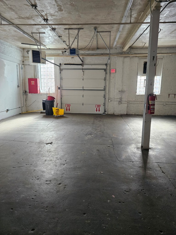 6415 N Ravenswood Avenue