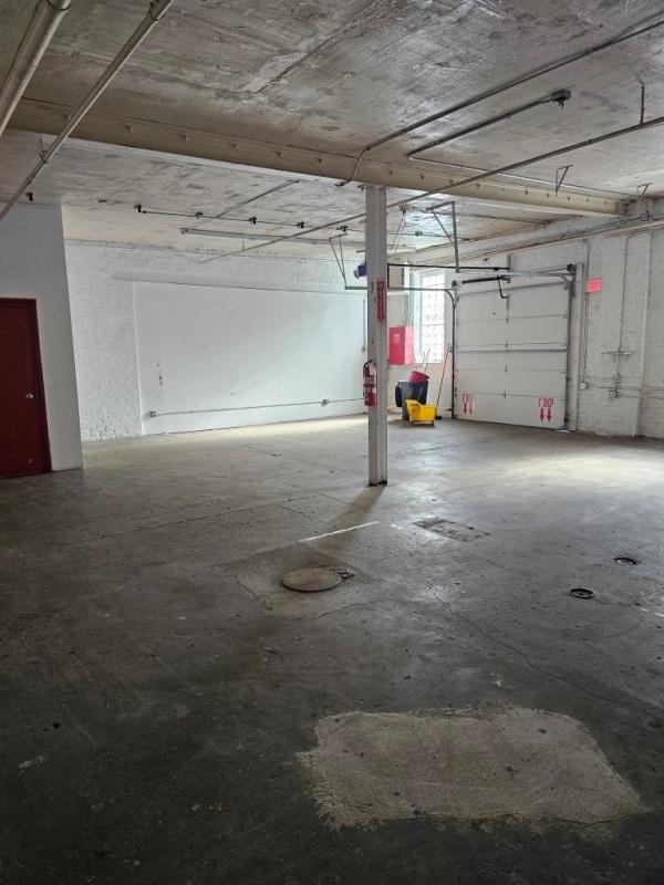 6415 N Ravenswood Avenue