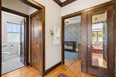 Tiny photo for 822 Washington Boulevard #3, Oak Park, IL 60302 (MLS # 12520021)