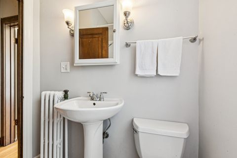 Tiny photo for 822 Washington Boulevard #3, Oak Park, IL 60302 (MLS # 12520021)