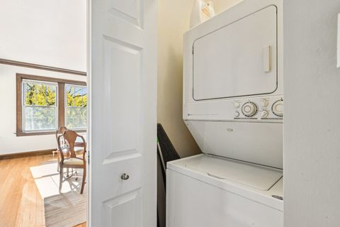 Tiny photo for 822 Washington Boulevard #3, Oak Park, IL 60302 (MLS # 12520021)