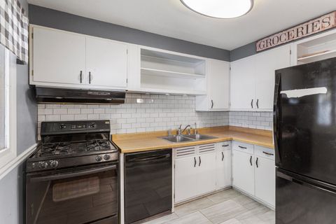 Tiny photo for 1420 S Western Avenue, Champaign, IL 61821 (MLS # 12486482)