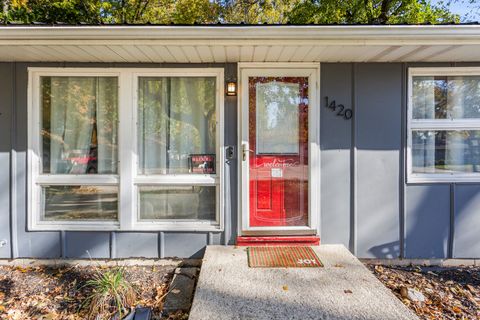 Tiny photo for 1420 S Western Avenue, Champaign, IL 61821 (MLS # 12486482)