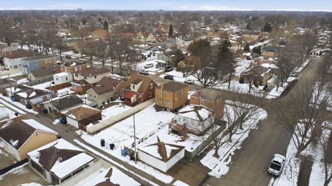 Tiny photo for 10750 S Ridgeway Avenue, Chicago, IL 60655 (MLS # 12489640)