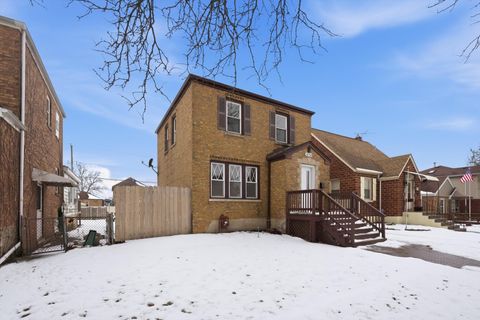 Tiny photo for 10750 S Ridgeway Avenue, Chicago, IL 60655 (MLS # 12489640)