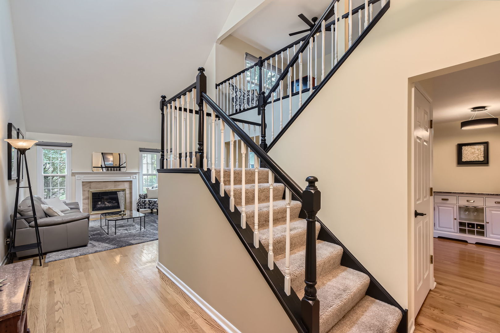 457 Sutherland Lane