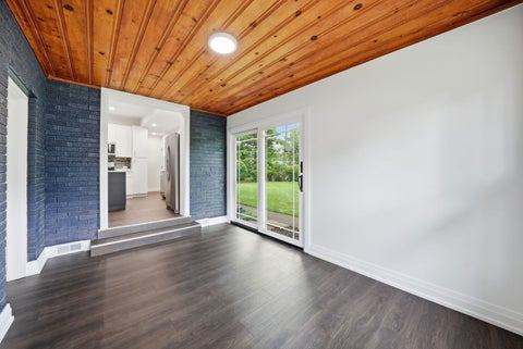 Tiny photo for 1430 E Emmerson Lane, Mount Prospect, IL 60056 (MLS # 12703108)
