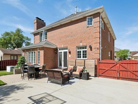 Tiny photo for 1721 Courtland Avenue, Park Ridge, IL 60068 (MLS # 12660875)