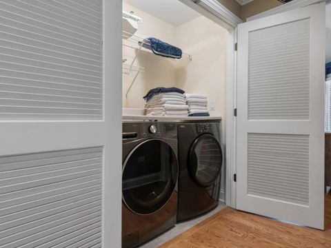 Tiny photo for 1721 Courtland Avenue, Park Ridge, IL 60068 (MLS # 12660875)