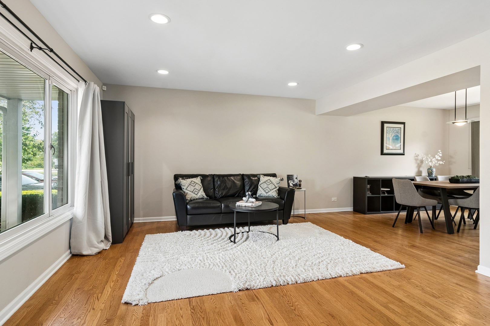 323 Camden Place