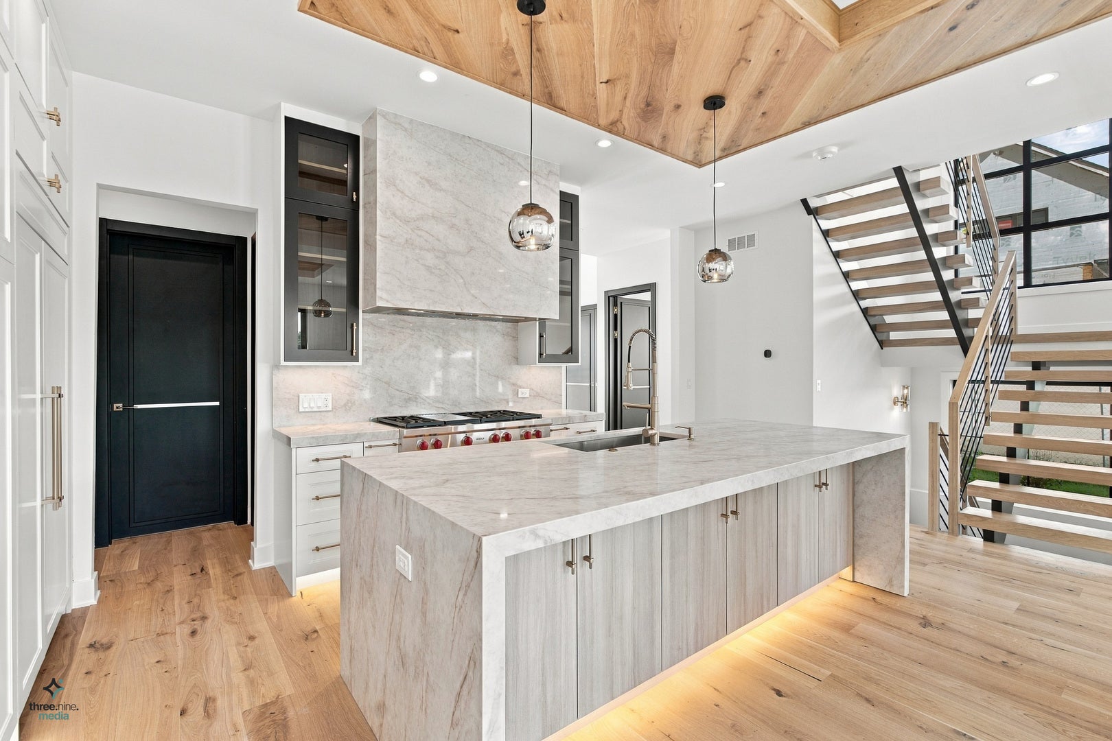 414 Forest Edge Drive