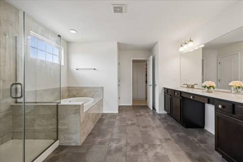 Tiny photo for 4327 Plantree Road, Naperville, IL 60564 (MLS # 12714705)